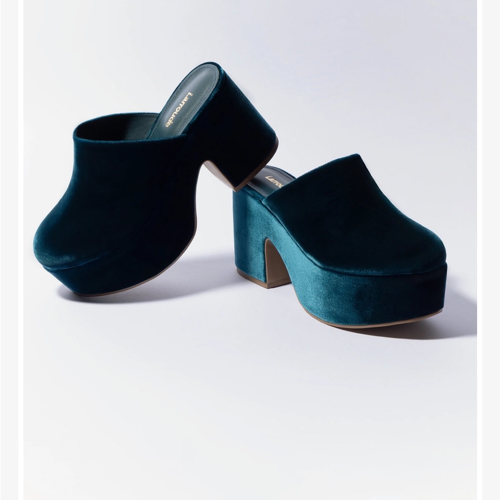 Larroudé clogs